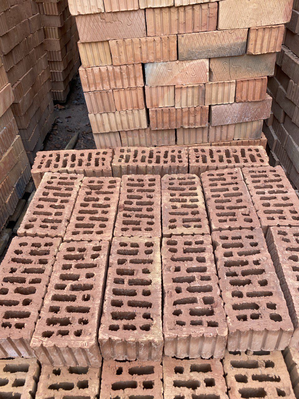 Керамічний камінь